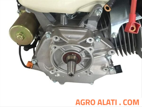 Benzinski motor 13ks na ključu, motor za motokultivator