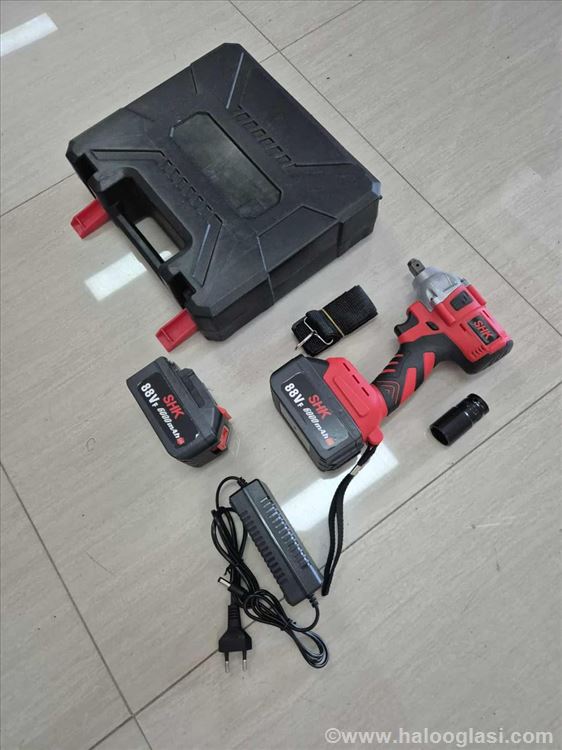 Odvijač tockova na bateriji, aku odvijač, odvijač